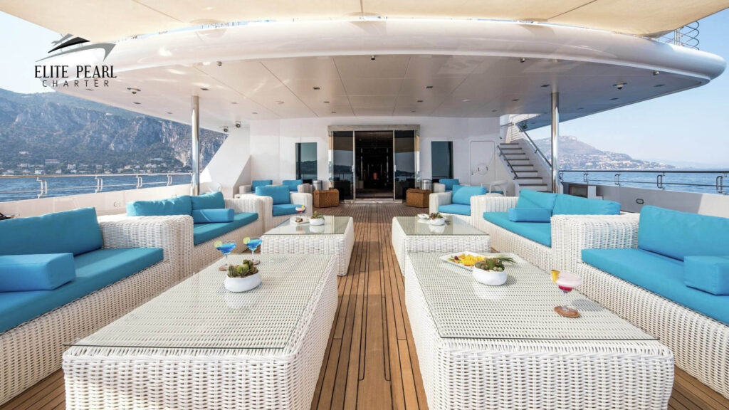 Elite-Luxury-Yacht-Slide-10.jpg