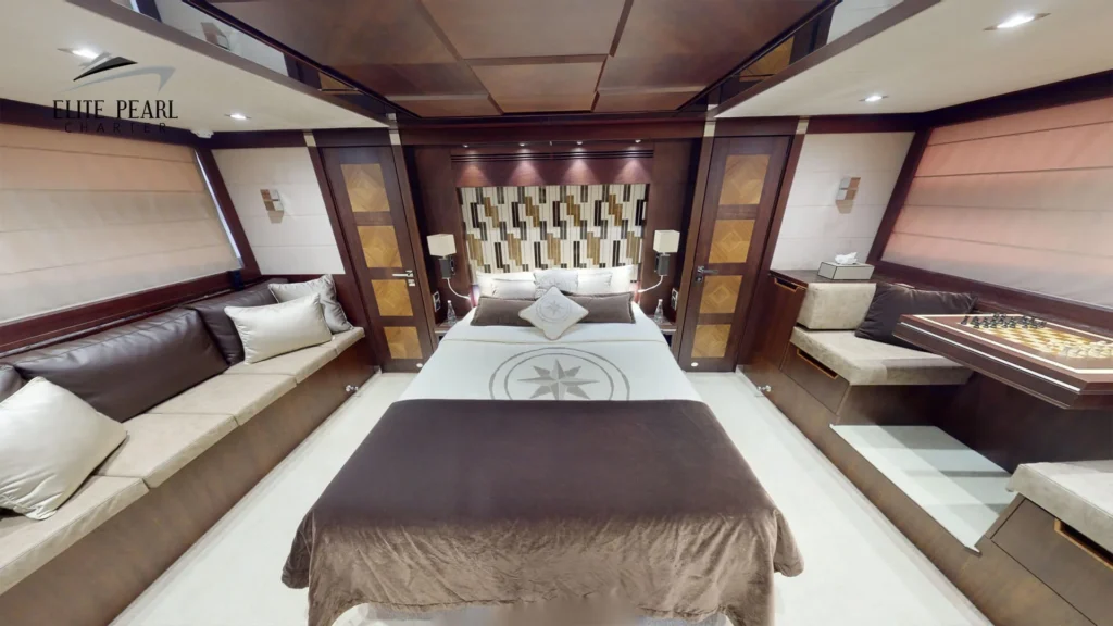 Galeon-78-w-Jacuzzi-copy-10-jpg.webp