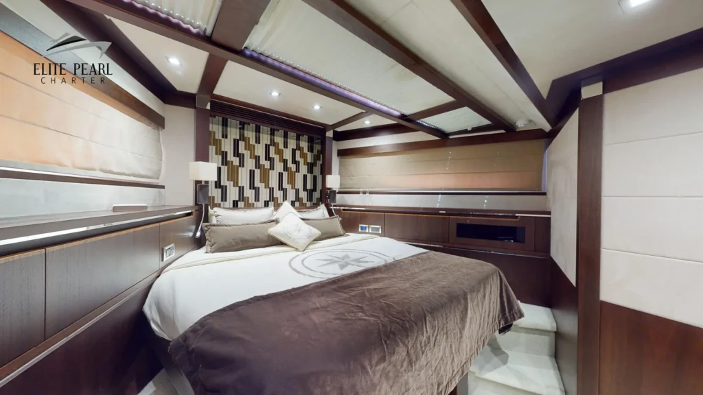 Galeon-78-w-Jacuzzi-copy-6-jpg.webp